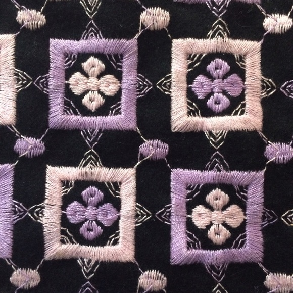 TOCCA Black Wool Embroidered Pencil Skirt - Picture 2 of 4