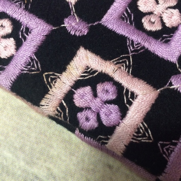 TOCCA Black Wool Embroidered Pencil Skirt - Picture 4 of 4