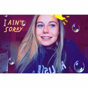 Meet your Posher, Brooke