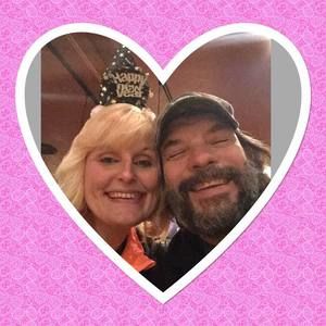 Meet your Posher, Larrynbea