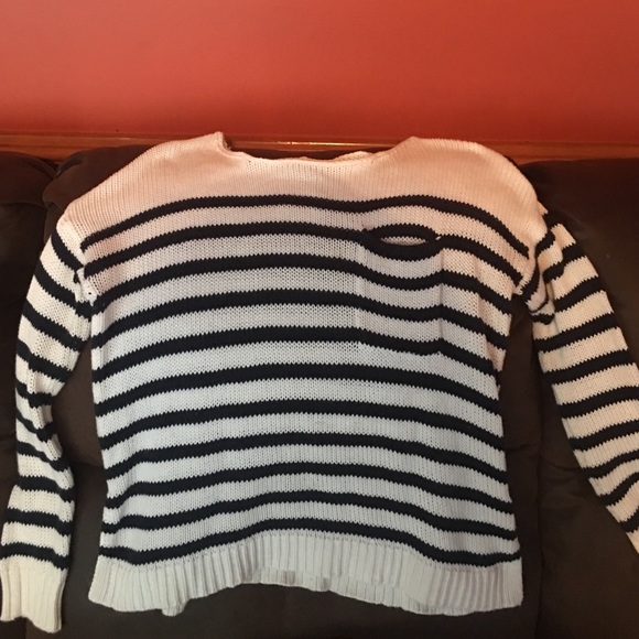 American Eagle Jegging Sweater