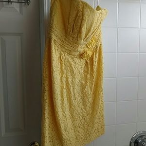 Yellow strapless dress