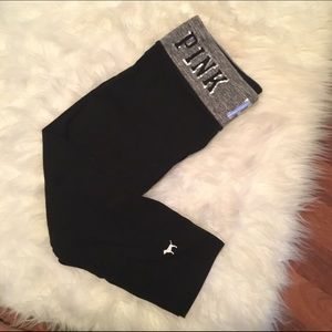 VS PINK Medium Crops