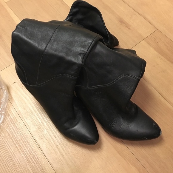 Black Boots