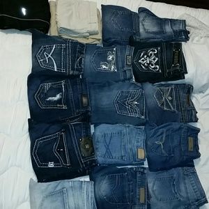 Closet clean out!! Pants sizes 3, 3/4 ,4 ,5, 6,7..