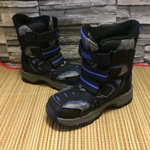 Boys Totes snow boots