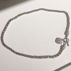 Thick chain heart necklace