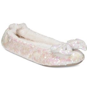 ✨NWT Sequence Covered Slippers