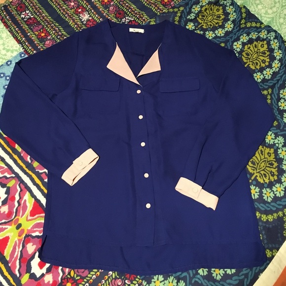 Cerulean blue button up blouse - Picture 2 of 4