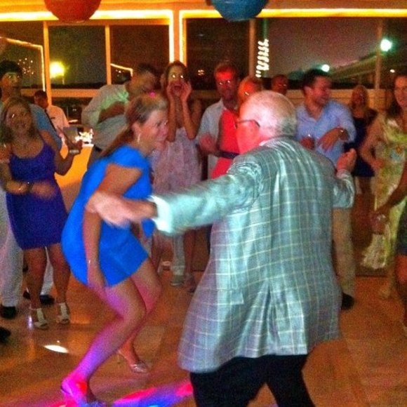 Meet your Posher, Liz