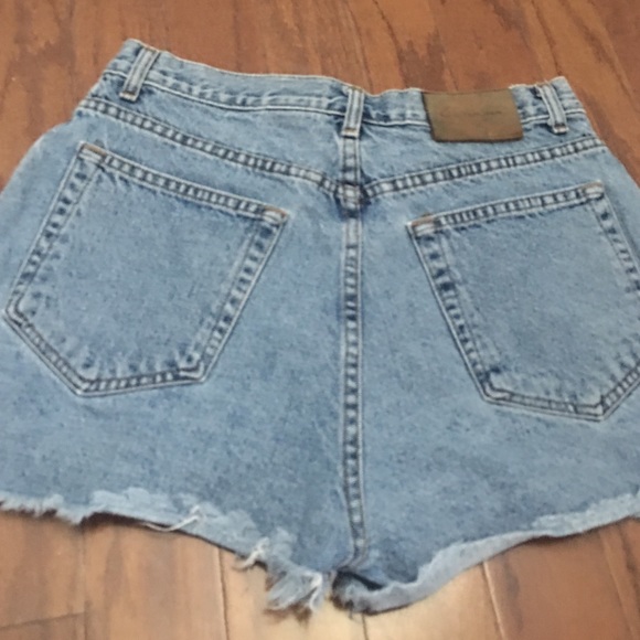 Shorts - Picture 2 of 2
