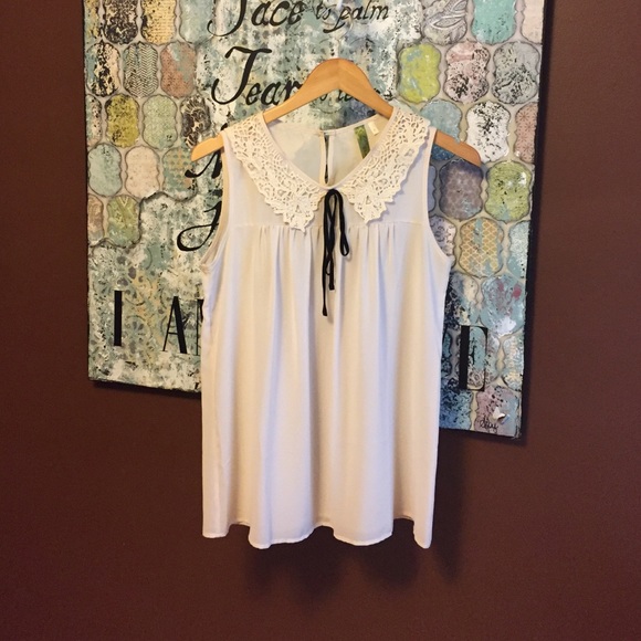 Francesca's Whisper brand top