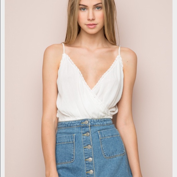 SOLD!!!! Brandy Melville jaslyn top