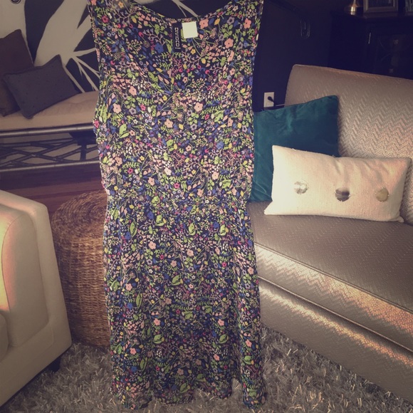 Fit and flare floral print mini dress👗