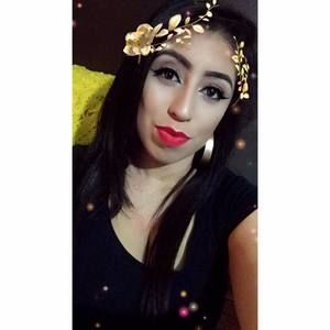 Meet your Posher, Adriana
