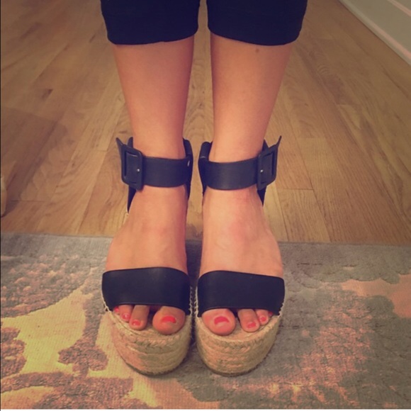 vince abby espadrille wedges