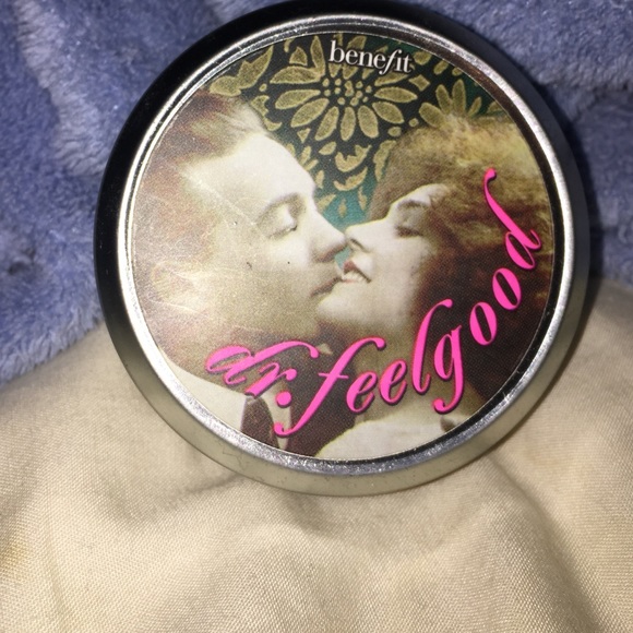 Dr. Feelgood by Benefit complexion balm