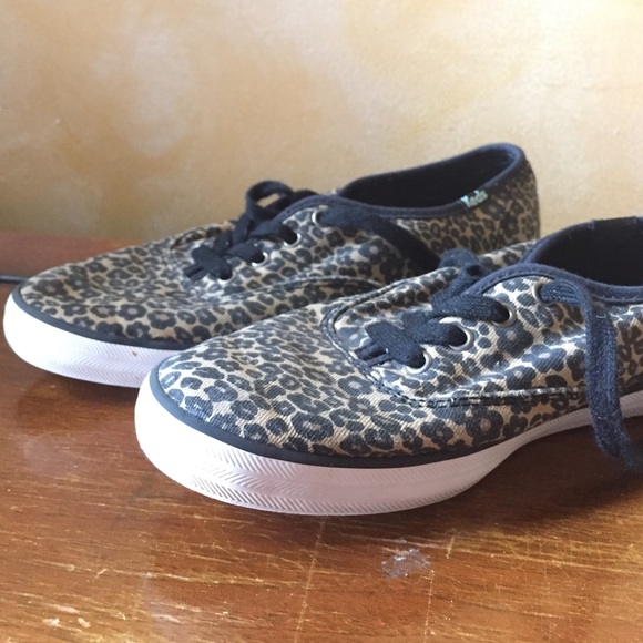 Girls cheetah print keds