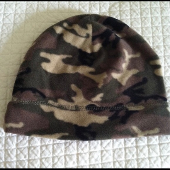 Fleece camo cap