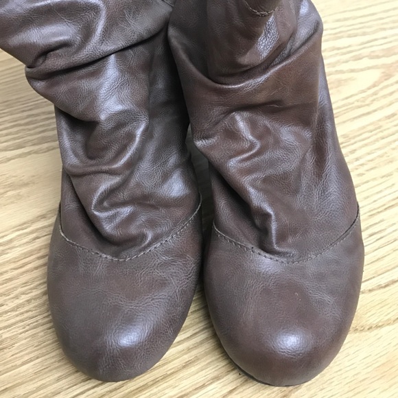 Women's Ankle Boot Wedge Heels - Picture 3 of 4