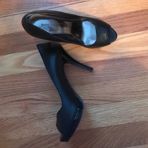 Black Nine West Pumps