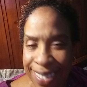 Meet your Posher, Yvette