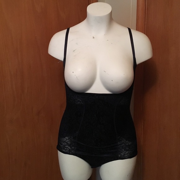 Navy lace slimming bodysuit