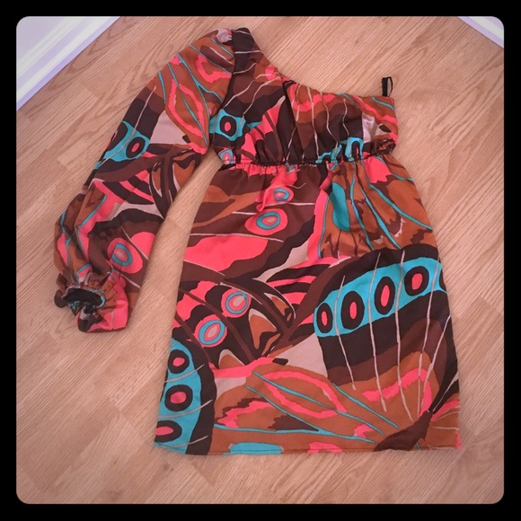 Judith March One shoulder dress!