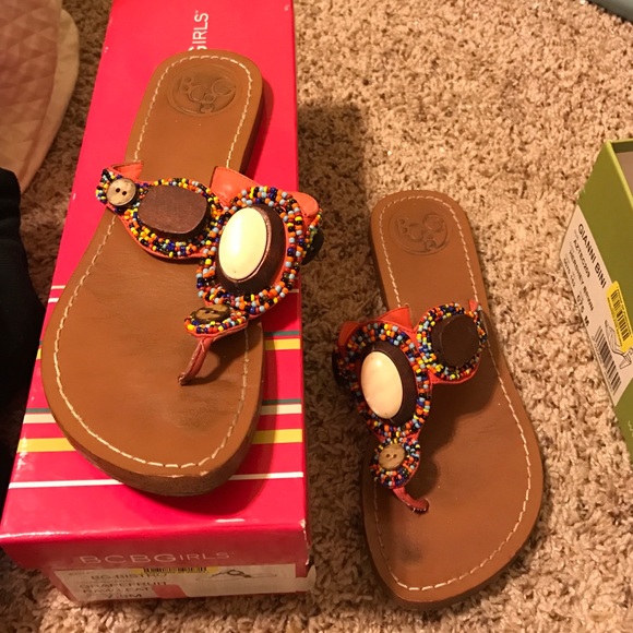 BCBG girls 7.5 beaded sandal