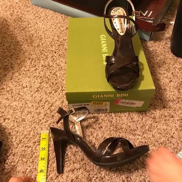Gianni bini 7.5 patent leather brown heels