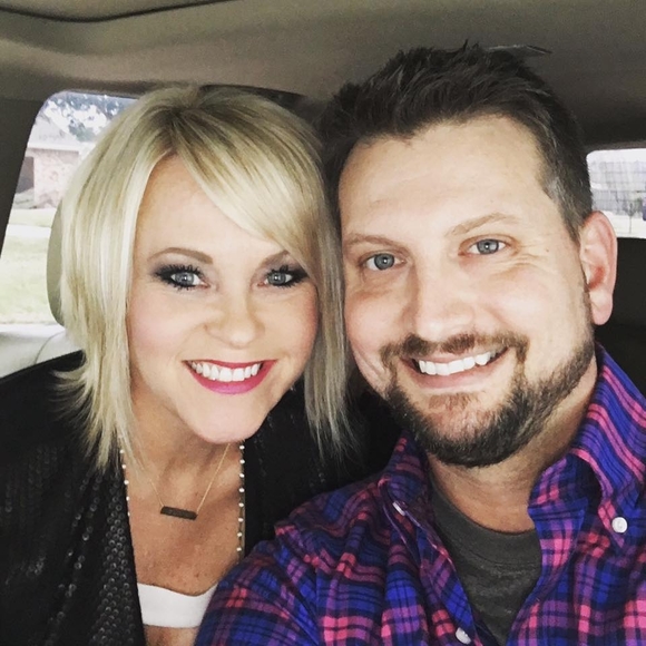 Meet your Posher, Jennifer - Picture 1 of 1