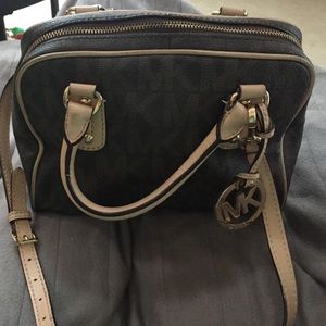 Michael Kors Crossbody