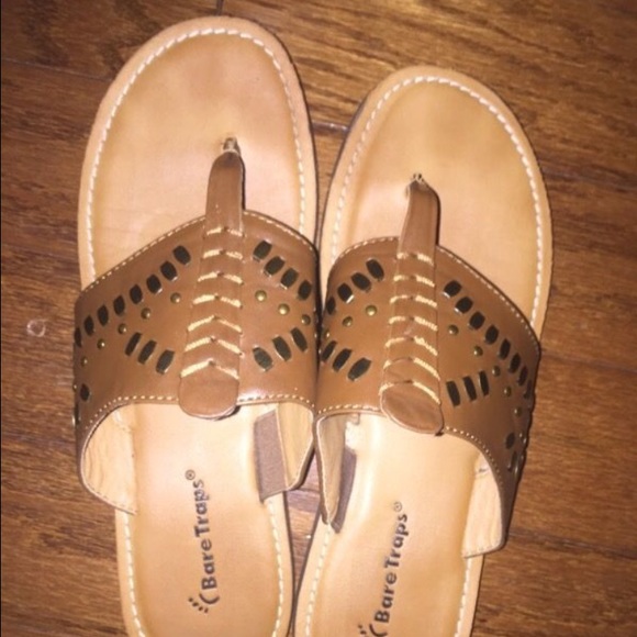 Only worn a few times super cute sandals.
