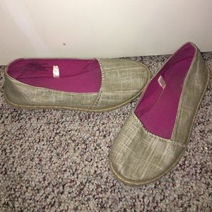Casual slip on flats