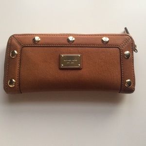 Used/ worn Micheal Kors wallet