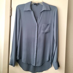 Ro & De Ladies Blouse, Size M, Color - Blue/Gray.