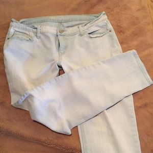 Old Navy boyfriend jeans - light wash