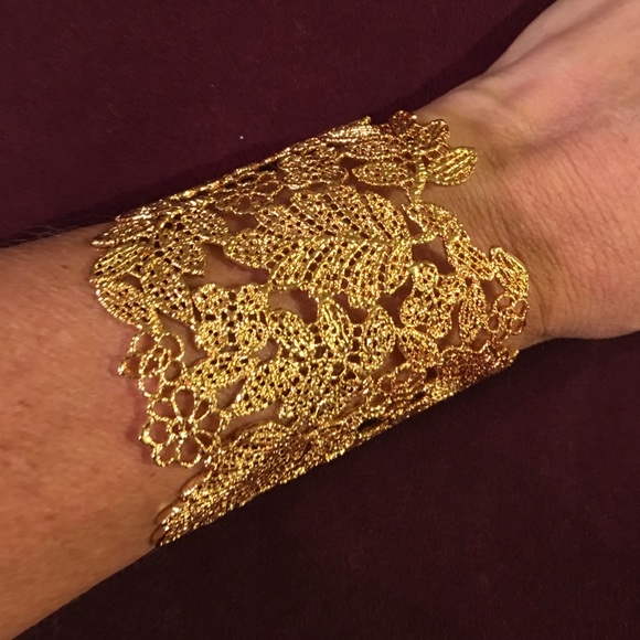 Stella & Dot Cuff