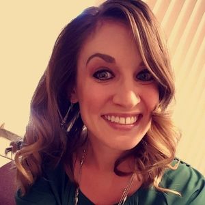 Meet your Posher, Alaina