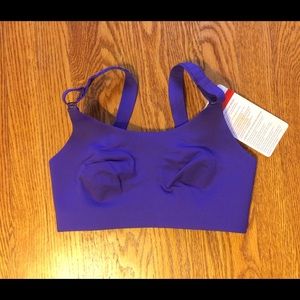 Lululemon booby bracer sports bra