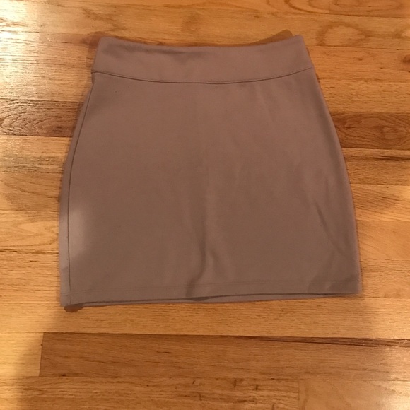 Tan BDG mini skirt
