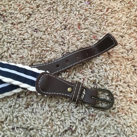 Abercrombie and Fitch brand belt