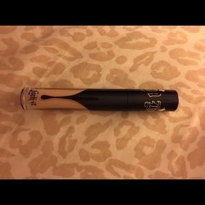 Kat von d concealer - warm
