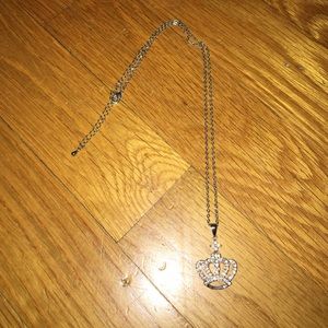 Diamond crown necklace