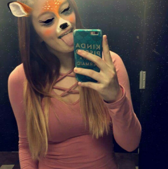 Meet your Posher, Hailey - Picture 1 of 1