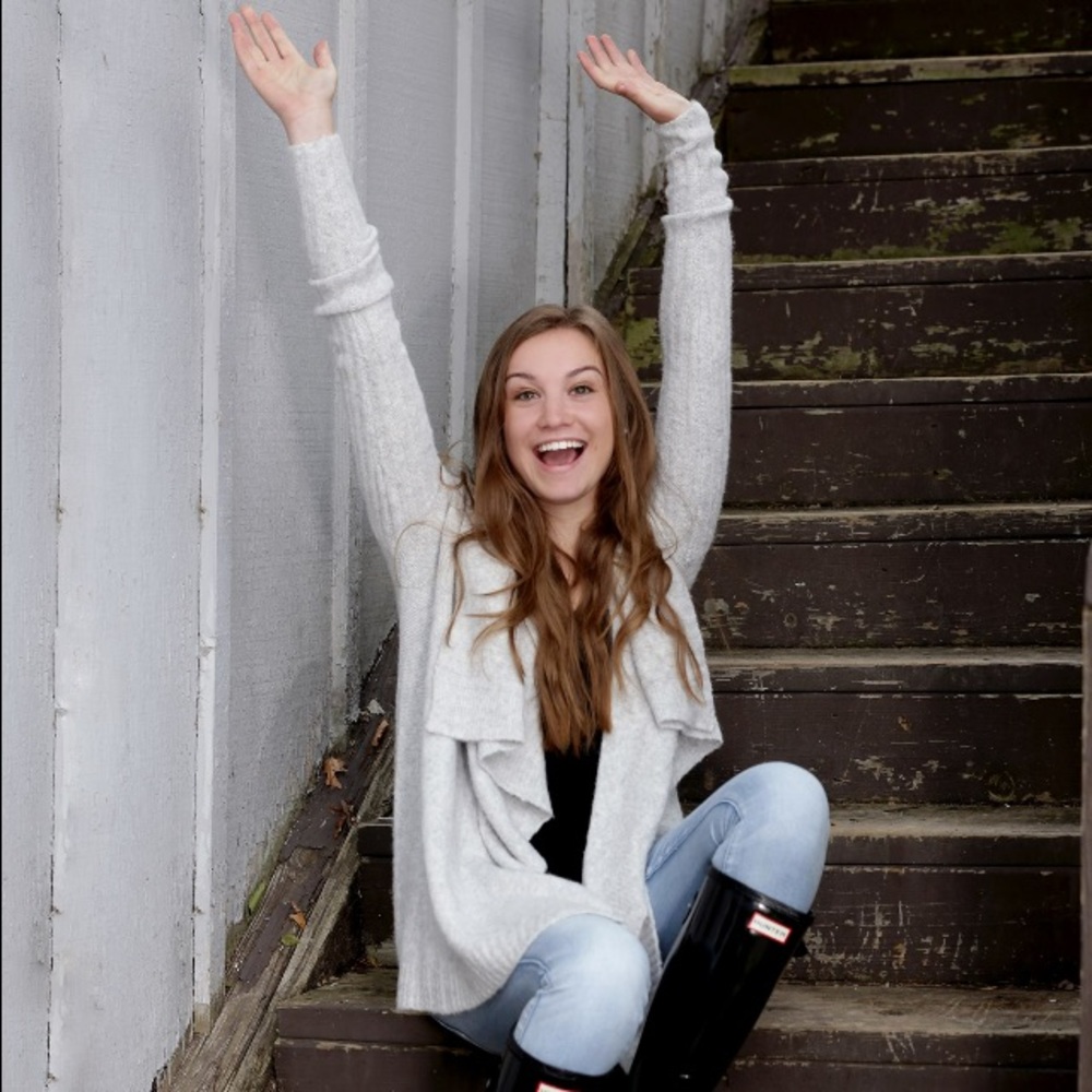 Meet your Posher, Natalie