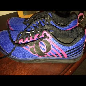 Pearl Izumi Running Shoes