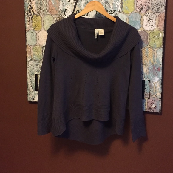 Francesca's hi low sweater