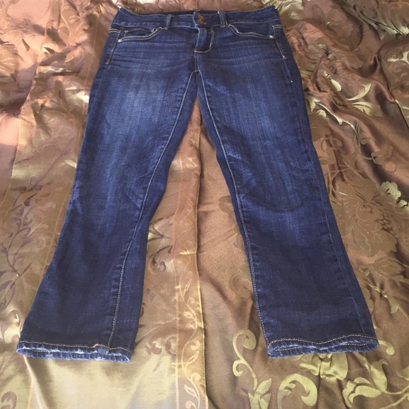 Jeans - Picture 1 of 3