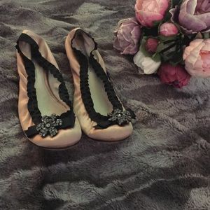 Vera Wang ballet flats